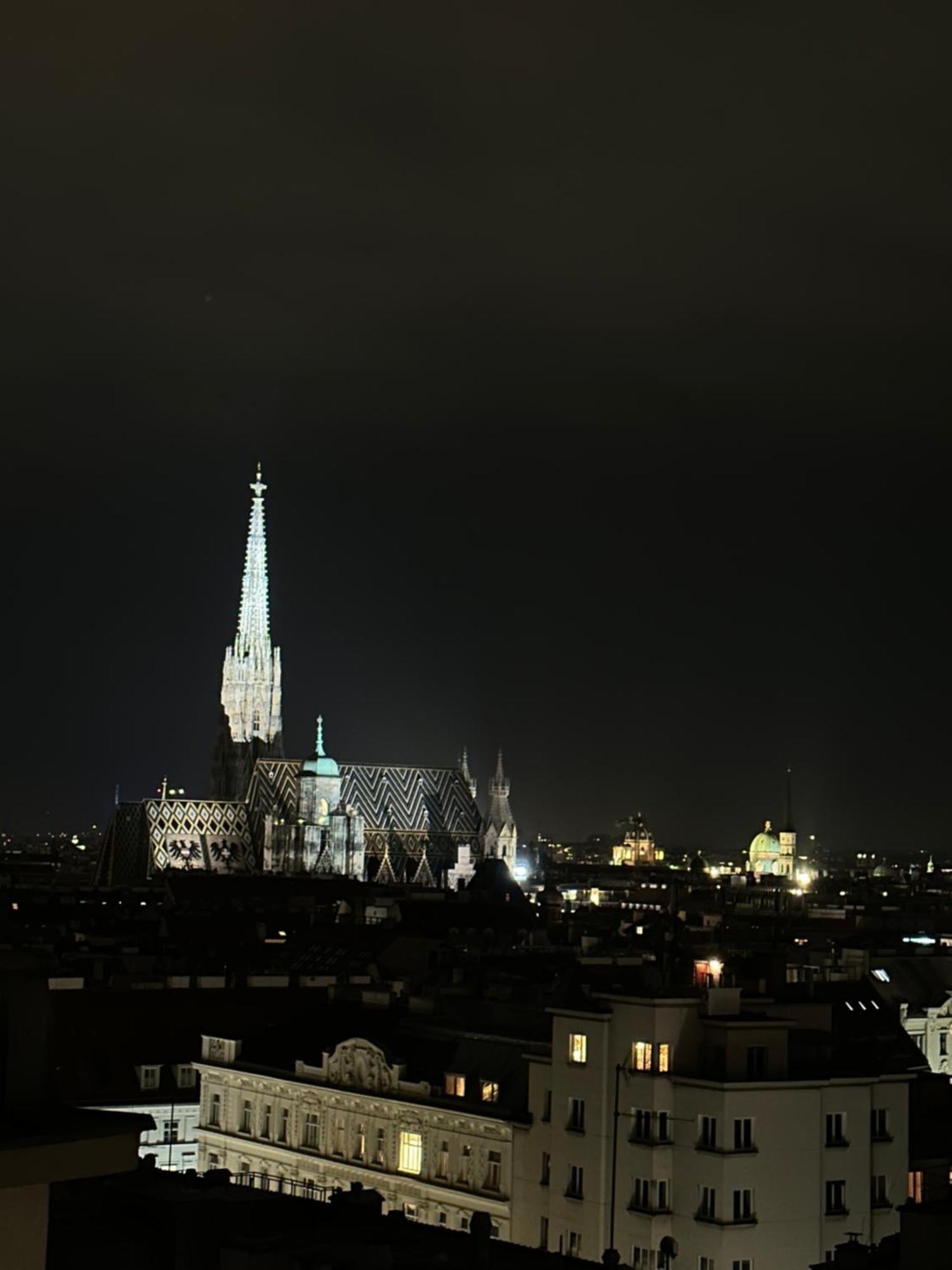 Apartment Center With 360° Rooftop Wien